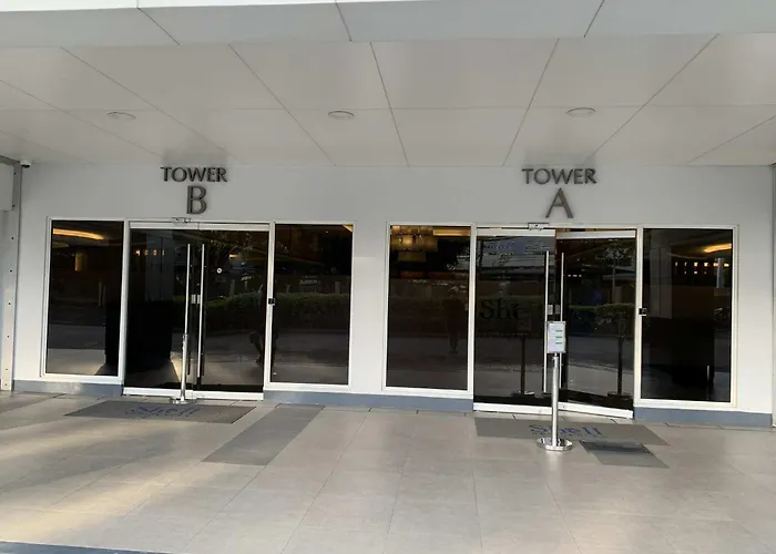 Shell Pasay Moa 2br By G&k 4* Manila